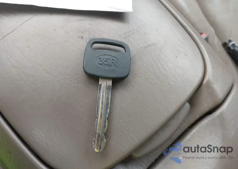 2004 Toyota Tundra Sr5 V8 z USA, uszkodzony, nr VIN 5TBET34154S445685